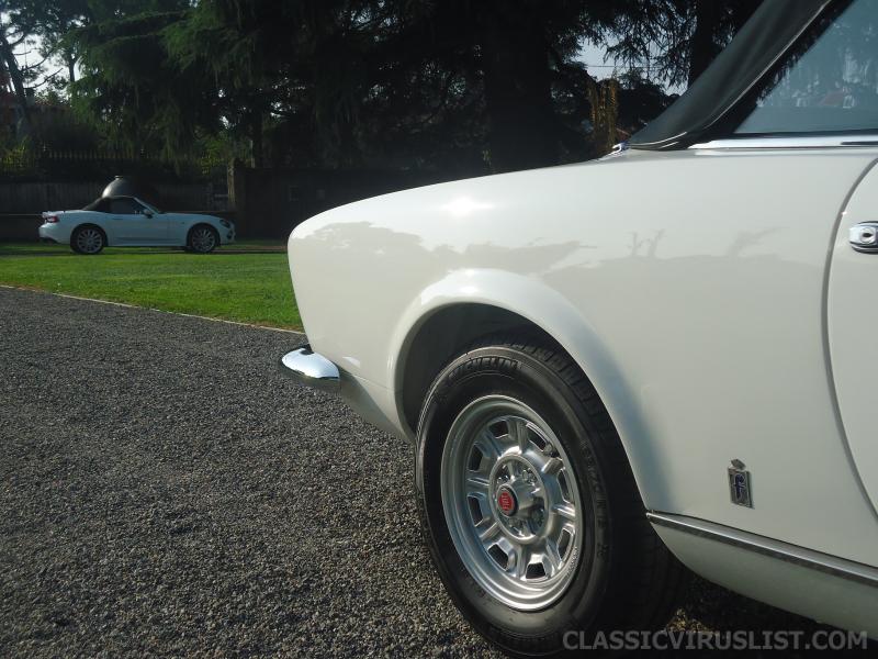 1967 Fiat 124 Sport Spider 1400 CAR_STATUS_RESTORED
