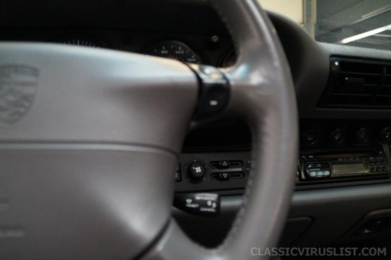 1995 Porsche 993 Coupé CAR_STATUS_ORIGINAL