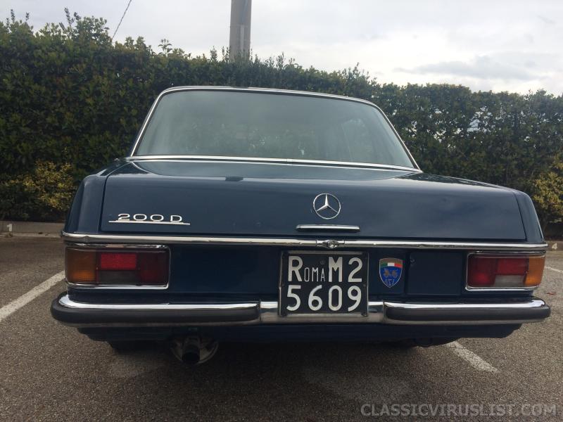1973 Mercedes-Benz 200 D
